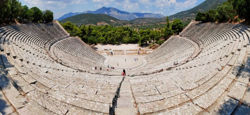 Delphi Archaeological Site – Where Ancient Myths Meet Timeless Mountain Views