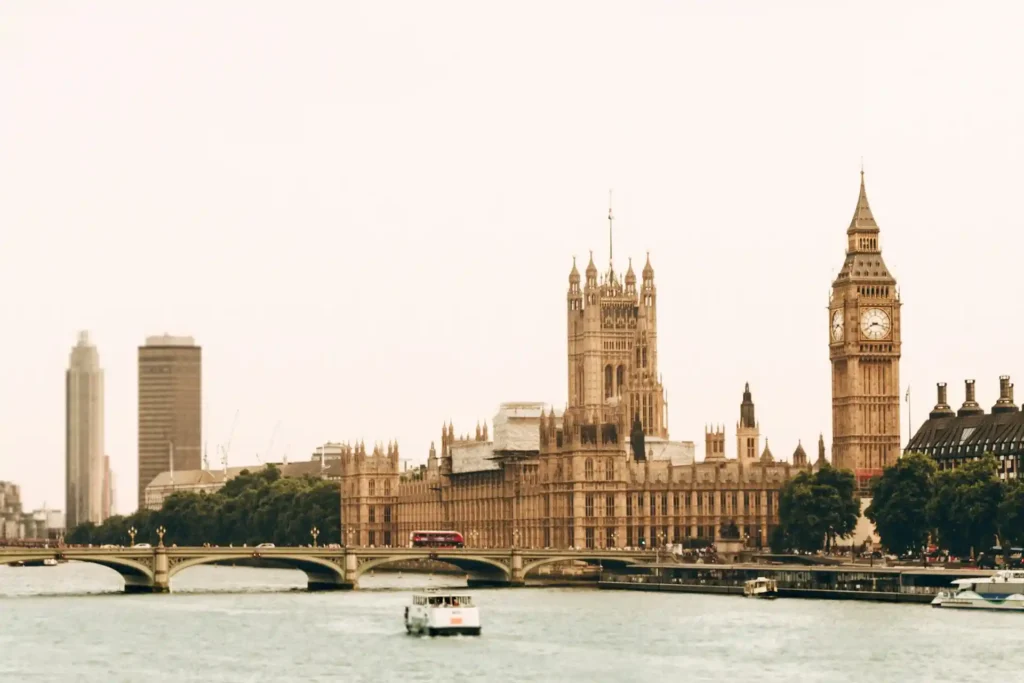 London – A Journey Through Britain’s Most Iconic Landmarks