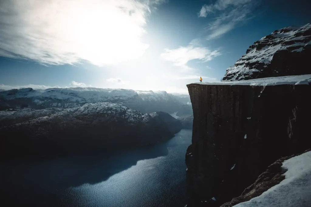 Preikestolen (Pulpit Rock) – Norway’s Iconic Fjord Cliff Above Lysefjord