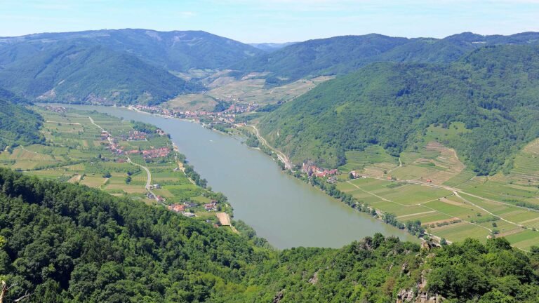 The Wachau Valley – Austria's Scenic River Paradise