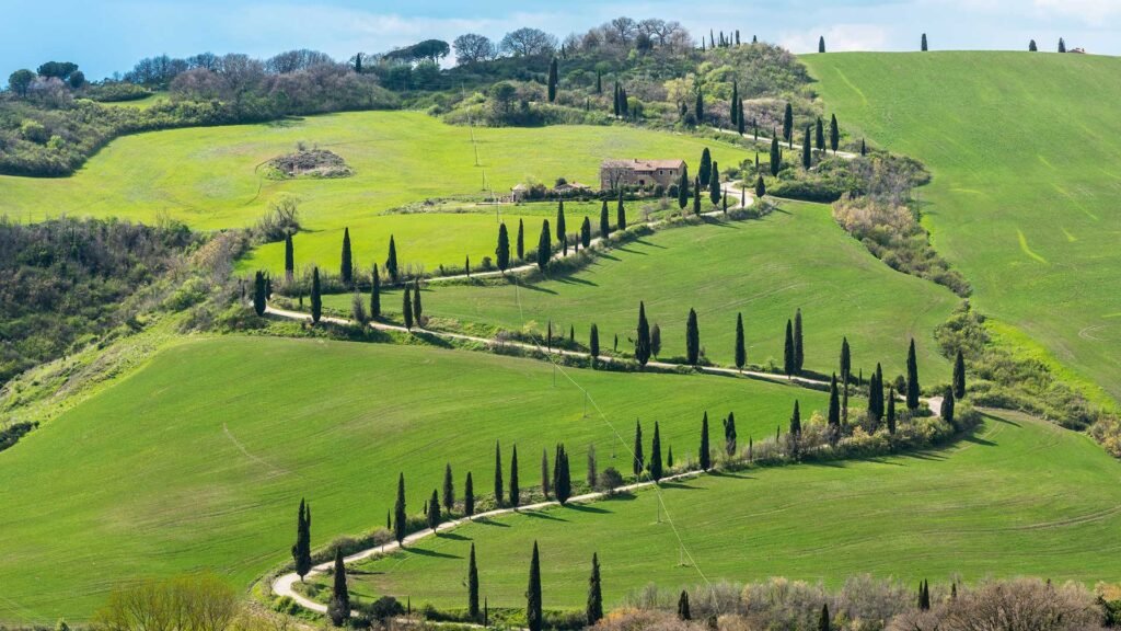 Explore Tuscany with eSIM and Roam Pass Europe
